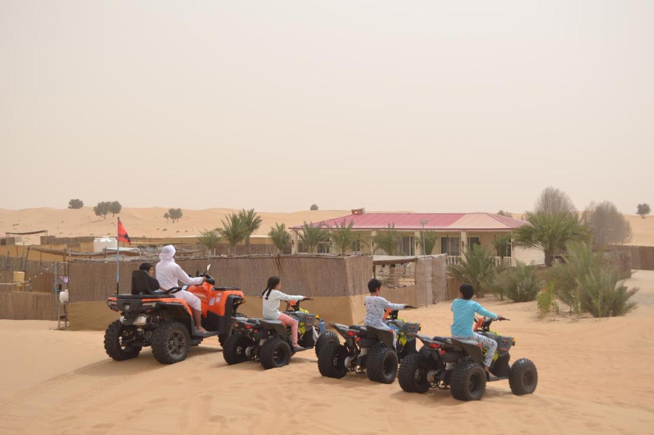Farm Lebanon Guest House Abu Dhabi Bagian luar foto